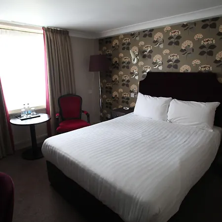 Hotell Doubletree By Hilton