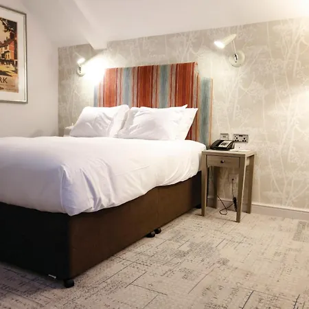 Doubletree By Hilton 4*