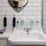 Doubletree By Hilton 4* York