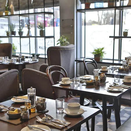 Doubletree By Hilton מלון 4*