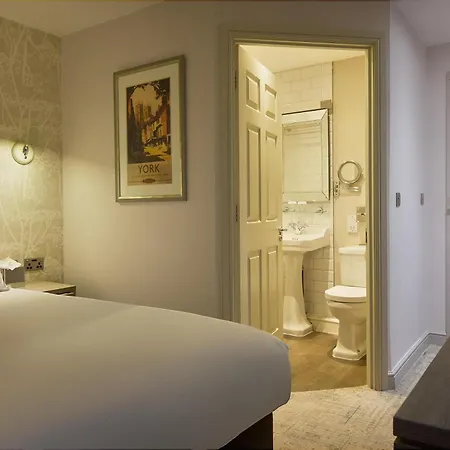 Ξενοδοχείο Doubletree By Hilton 4*