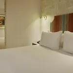 Doubletree By Hilton York