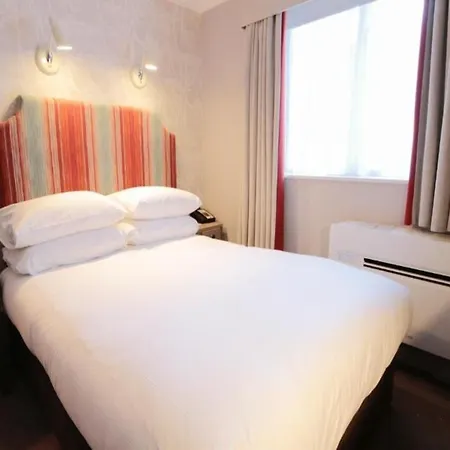 Doubletree By Hilton Hotel