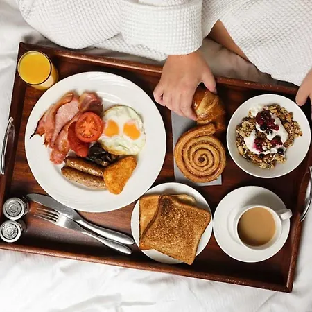 Doubletree By Hilton Hotel