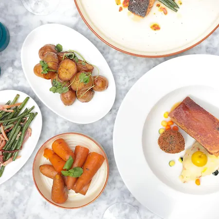 Doubletree By Hilton Hotel