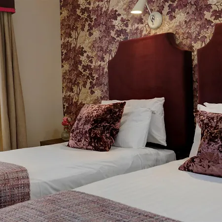 Doubletree By Hilton 4*