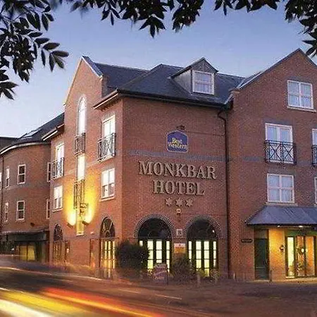 Doubletree By Hilton Hotel