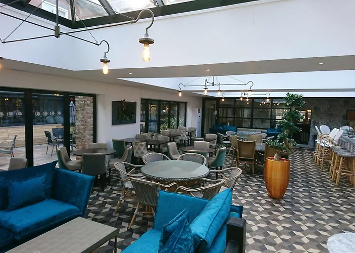 Doubletree By Hilton Hotel